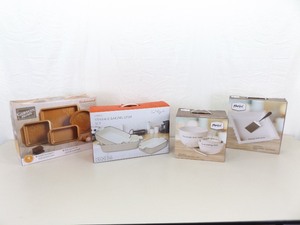 lot 92 image: Lot of 4 New in Box Bakeware Sets