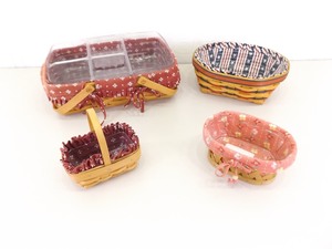 lot 75 image: Lot of 4 Lined Longaberger Hand Woven Baskets