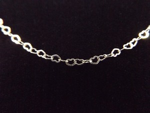 lot 58 image: .925 Sterling Silver Delicate Heart Link Necklace