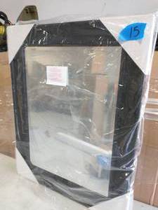 lot 15 image: Meyer rectangular mirror 24inx 30 in