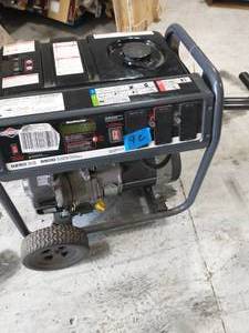 lot 92 image: BRIGGS & STRATTON STORM RESPONDER 6250-Watt Electric Switch Gasoline Powered Portable Generator