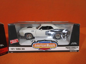 70 440 Six Pack Cuda & 71 383 Cuda
