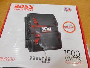 lot 17 image: Boss Audio 1500-Watt Mono Block Power Amplifier