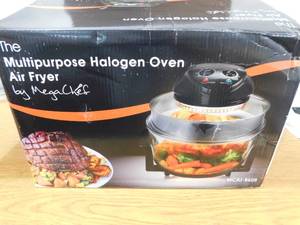 lot 101 image: MegaChef Multipurpose Halogen Oven Air Fryer, Rotisserie and Roaster - Black