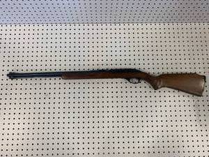 lot 26 image: Marlin Glenfield 60 .22 Firearm