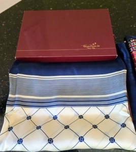 lot 48 image: Vintage Scarves