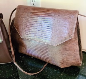 lot 49 image: Vintage Purses