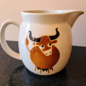 lot 73 image: Pair of Vintage Ceramic Pitchers
