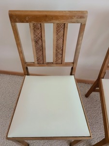 lot 82 image: Pair of Vintage Folding Chairs