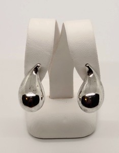 lot 97 image: Tiffany and Co. Sterling Silver Earrings