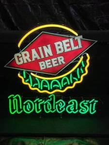 lot 4 image: Grainbelt Nordeast bottlecap neon