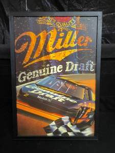 lot 25 image: Miller Genuine Draft NASCAR light box