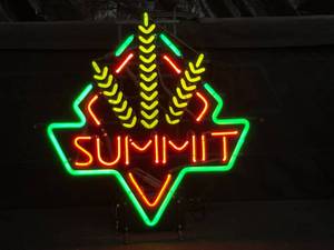 lot 59 image: Summit Beer wheat neon