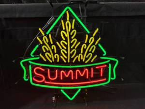 lot 76 image: Summit Beer neon