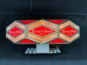 lot 83 image: Grain Belt Beer cash register light
