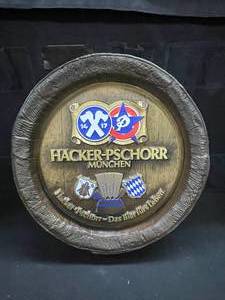 lot 124 image: Hacker-Pschorr barrel end, vacuum formed plastic sign