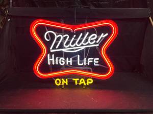 lot 56 image: Miller High Life on Tap, old school neon