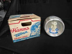 lot 141 image: Hamms Tapper Keg in original box