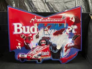 lot 145 image: Budweiser King, Quaker State tin tacker