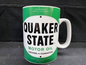 lot 148 image: Quaker State Motor Oil quart size coffee mug