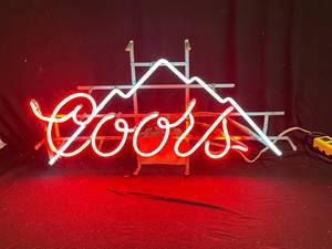 lot 220 image: Coors mountain neon