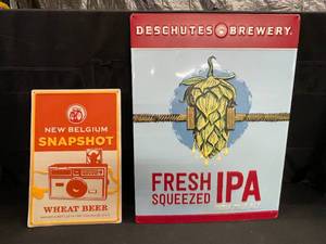 lot 243 image: New Belgium Snapshot and Deshutes Brewery tin tackers