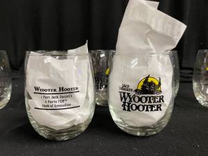 lot 253 image: Lot of 7 Jack Daniels Wyooter Hooter glasses