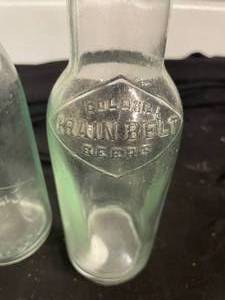 lot 321 image: Lot of 3 Grain Belt Beer beer bottles
