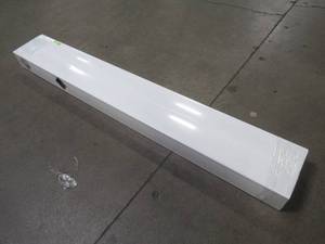 lot 143 image: Veranda 5 in. x 5 in. x 6 ft. White Vinyl Fence Line Posts.