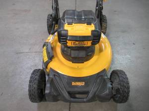 lot 34 image: Dewalt 21.5 in. 20-Volt MAX Lithium Ion Cordless Battery Walk Behind Push Mower (TOOL ONLY) DCMWP233U2