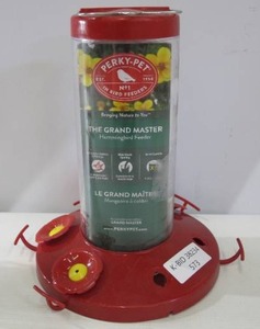 lot 573 image: Lot of 2 Perky Pet Bird Feeders