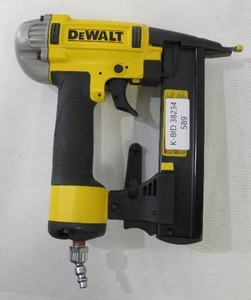 lot 589 image: DeWalt DWFP1838 Pneumatic 18-Gauge 14 in. Crown Stapler