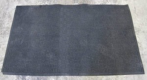 lot 598 image: Black 35 in X 60 In Heavy-Duty Welcome Door Mat