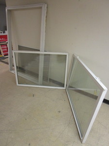 DOUBLE-HUNG WINDOW, 57 x 76