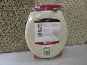 lot 16 image: (RM2) Mayfair Enameled Wood Toilet ...