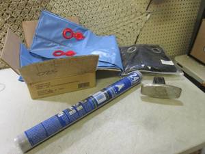 lot 206 image: (D-4T) Lot of Misc Dale Jr #8 Recei...