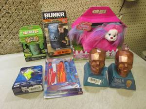lot 44 image: (BS) Assorted Kids Toys Items...