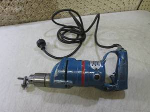 lot 69 image: (RM3) Vintage Milwaukee Drill Works...
