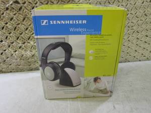 lot 77 image: (BSB) Sennheiser RF Wireless Headph...