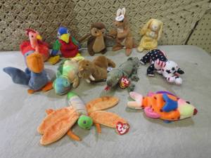 lot 80 image: (F-0) Assorted TY Beanie Babies...