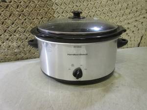 lot 102 image: (CS) Hamilton Beach Crock Pot...