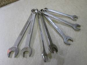 lot 139 image: (E-2) Assorted Large Wrenches 1316...