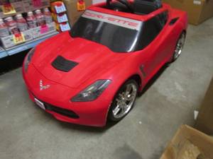 lot 188 image: (RM7) Fisher Price Corvette Stingra...