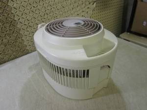 lot 216 image: (CS) Katz Evaporative Humidifier Wo...