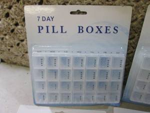 lot 248 image: (RMDR) Lot of 10 7-Day Pill Boxes O...