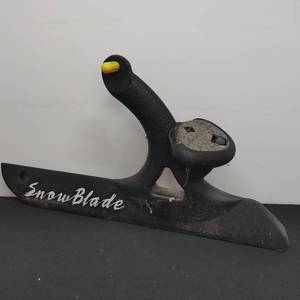 Snowblade