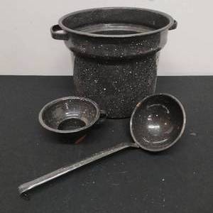Enamel Pot Strainer w Accessories