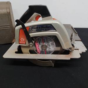 Black & Decker 7 14 Deluxe Saw