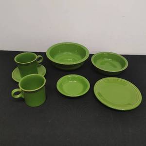 lot 8 image: Set of Spring Green Fiesta ware