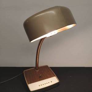 lot 52 image: Vintage Desk Lamp